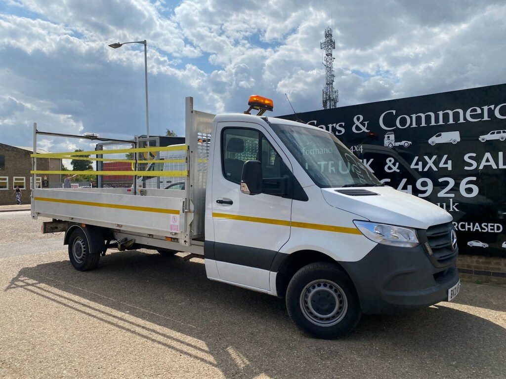 Mercedes-Benz Sprinter 3.5T L2h2 Premium Van White #42