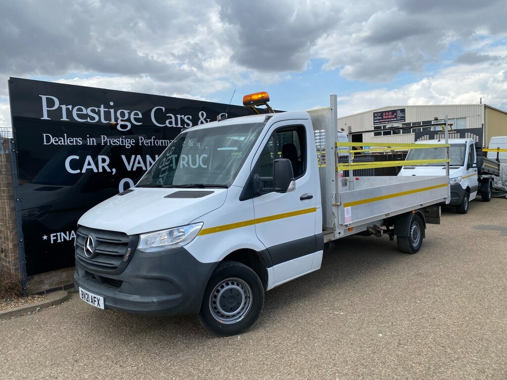 Mercedes-Benz Sprinter 3.5T L2h2 Premium Van White #47