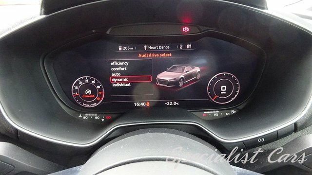 Audi TT 1.8 Tfsi Black Edition Roadster Black #2