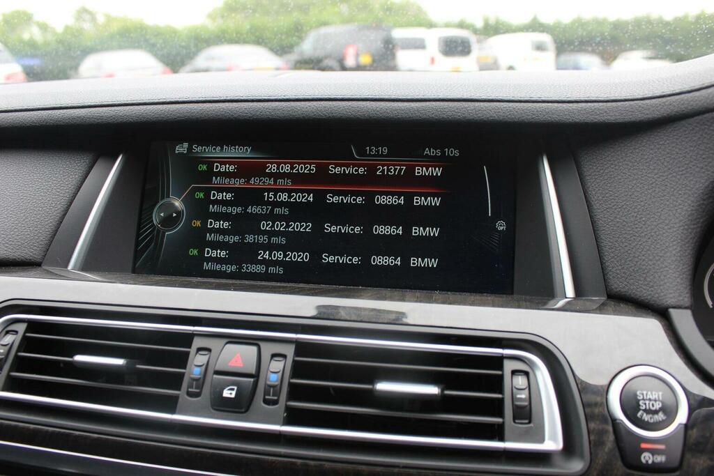 BMW 7 Series M Sport Black #25