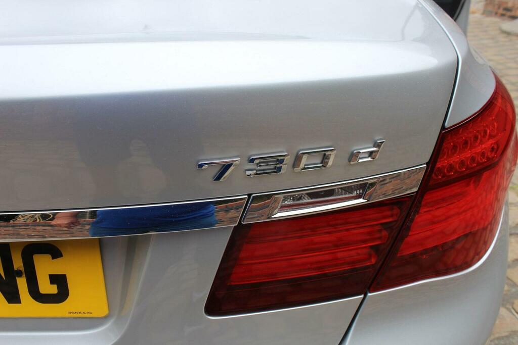 BMW 7 Series M Sport Black #12