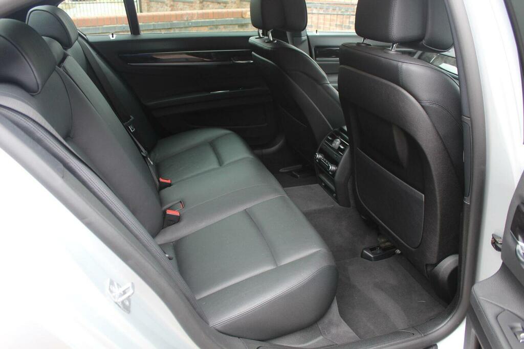 BMW 7 Series M Sport Black #18