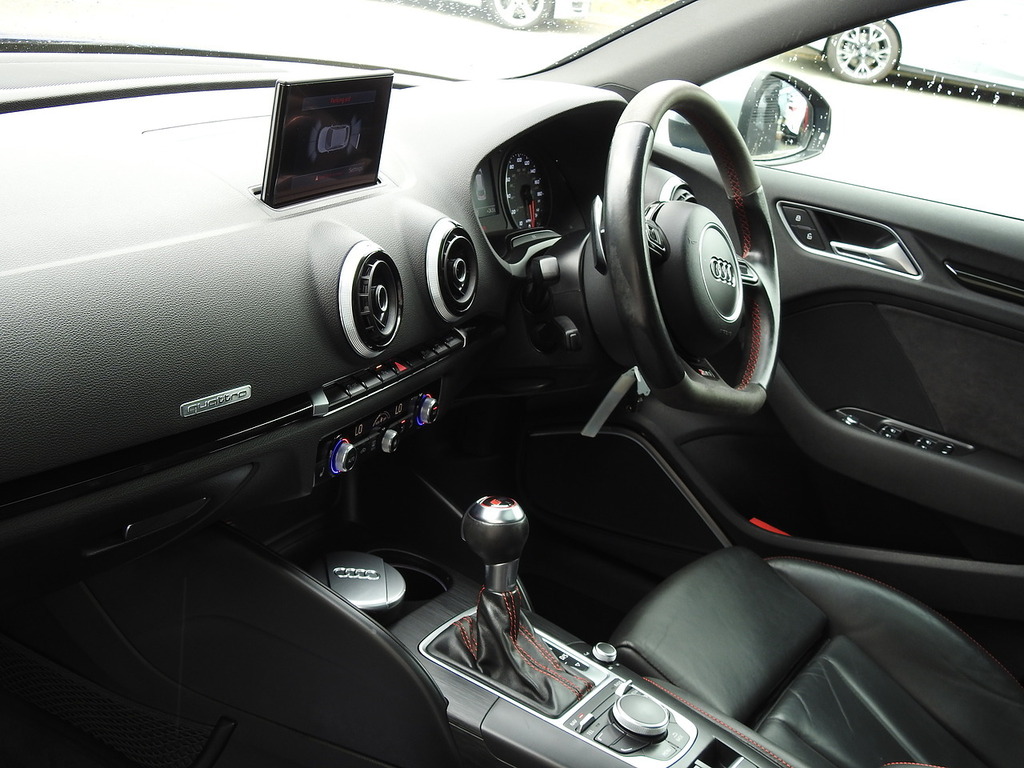 Audi RS3 2016 16 2.5 Black #18