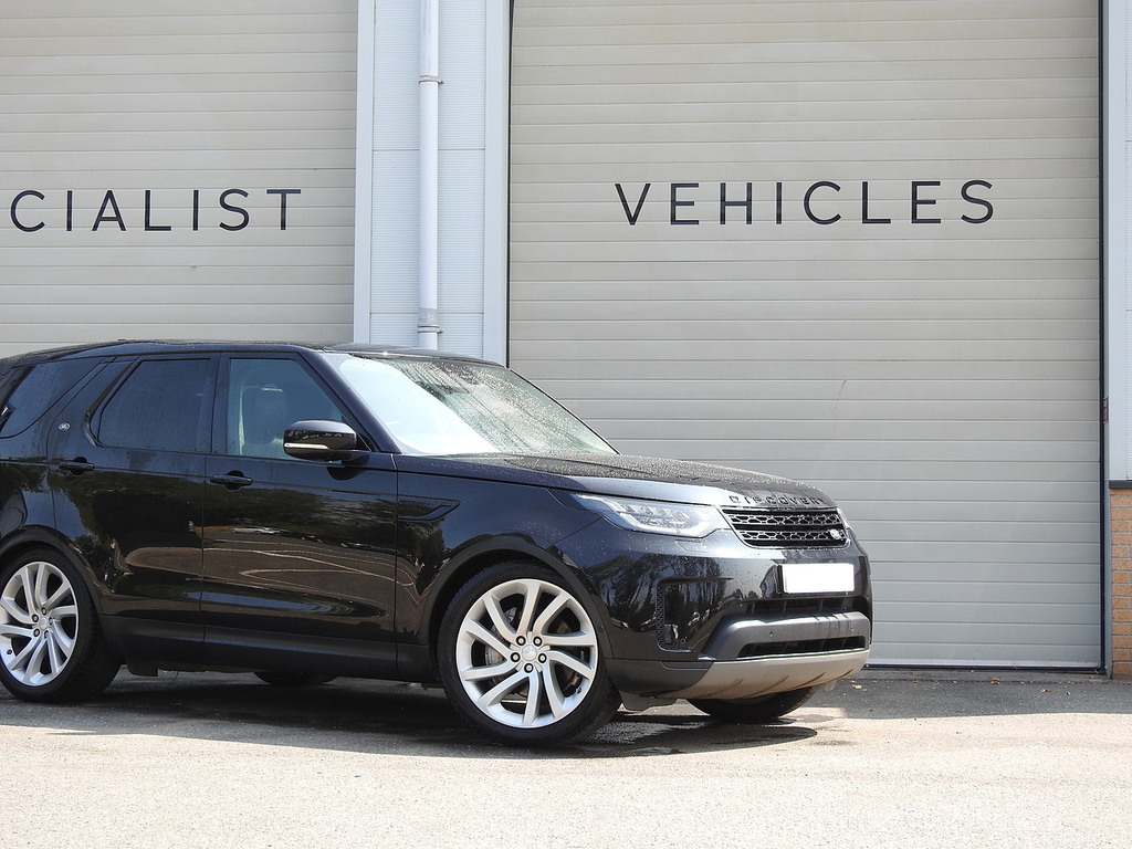 Land Rover Discovery Sd V6 Anniversary Edition Black #2