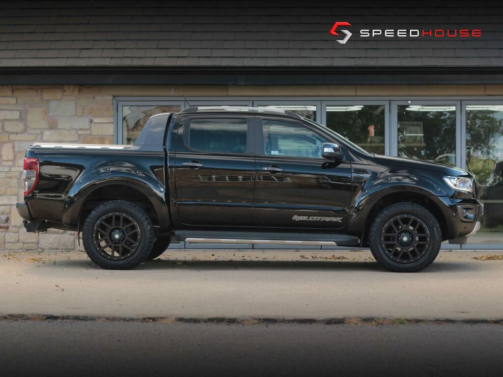 Ford Ranger Wildtrak Black #5