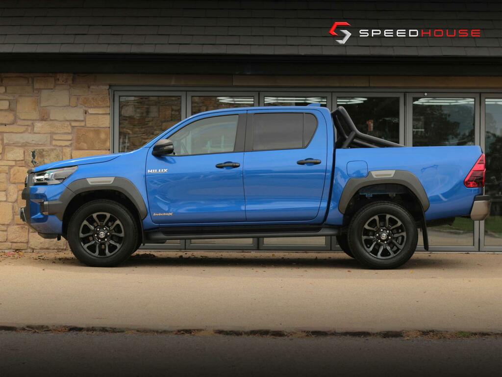 Toyota HILUX Invincible X Blue #3