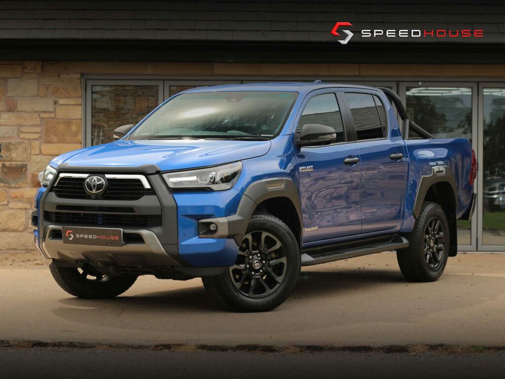Toyota HILUX Invincible X Blue