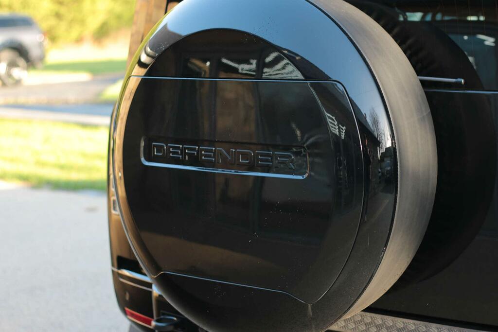 Land Rover Defender 90 3.0 D250 X-dynamic Hse Grey #13