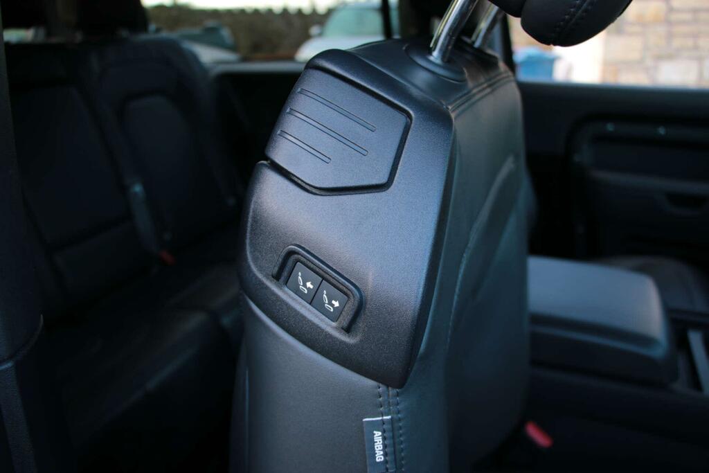 Land Rover Defender 90 3.0 D250 X-dynamic Hse Grey #47