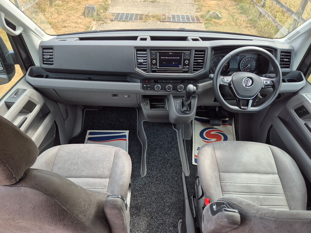 Volkswagen Crafter Wildcat Cr35 Trendline Tdi 180Bhp Dsg Camperv Grey #5