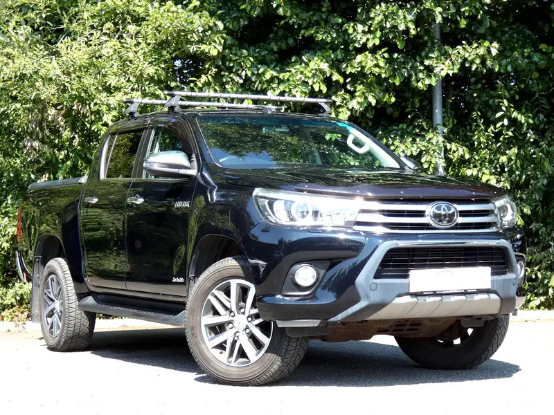 Toyota HILUX 2.4 D-4d Invincible 4Wd Euro 6 Ss Tss Black #2