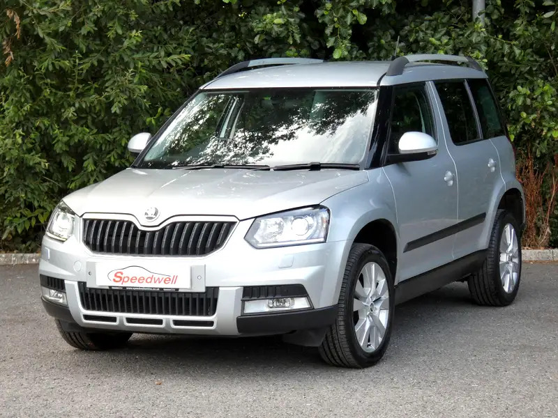 Skoda Yeti 2.0 Tdi Se L Drive Outdoor Euro 6 Ss Silver #4
