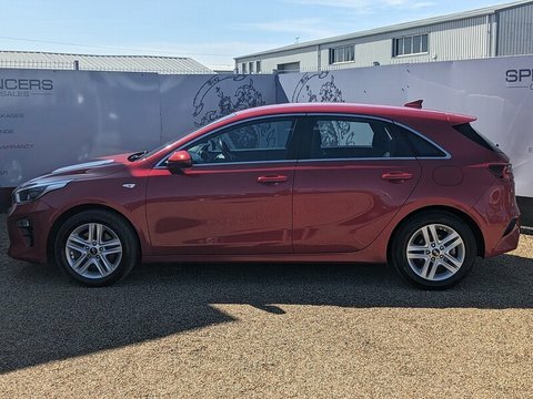 Kia Ceed Crdi 2 Isg RV69FUD #4