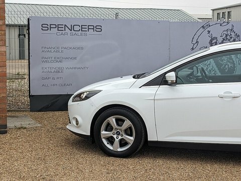 Ford Focus Zetec Navigator Tdci AO64EFG #5