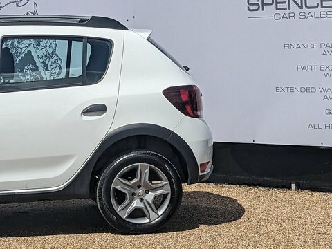 Dacia Sandero Stepway Comfort Tce White #6