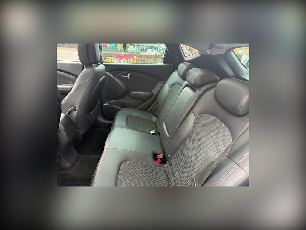 Hyundai Ix35  Silver #23