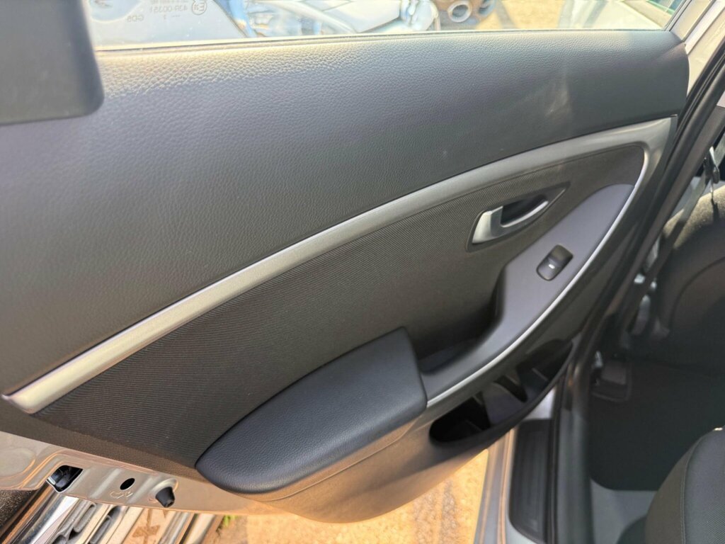 Hyundai I30 2012 12 1.4 Grey #26