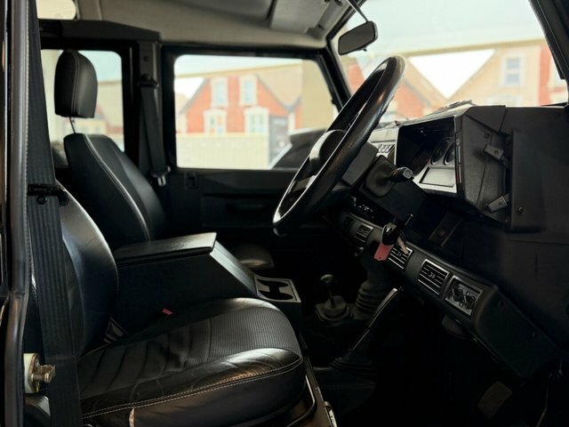 Land Rover Defender 110 Td5 2.5 Td5 Hard Top 299 G Blue #18