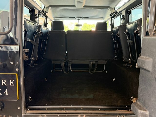 Land Rover Defender 110 Td5 2.5 Td5 Hard Top 299 G Blue #9