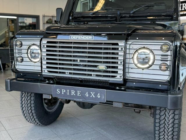 Land Rover Defender 110 Td5 2.5 Td5 Hard Top 299 G Blue #5