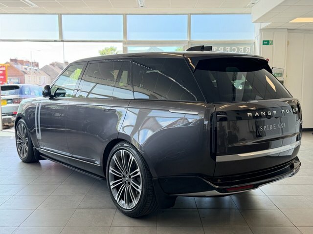 Land Rover Range Rover D350 Mhev Suv FX22TZT Brown #3