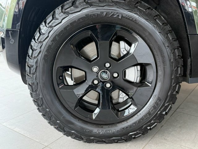 Land Rover Defender 110 110 3.0 D250 Awd S Awd S Santorini Black Black #11
