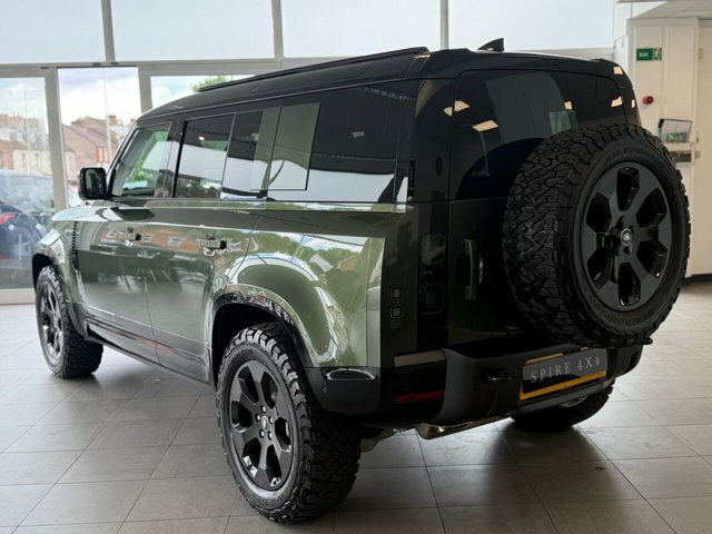 Land Rover Defender 110 D350 Mhev X-dynamic Hse Green #3