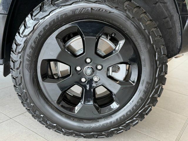 Land Rover Defender 110 110 3.0 D250 Awd S Awd S Santorini Black Black #10