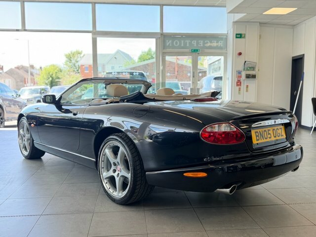 Jaguar XK8 4.2 2dr Red #7