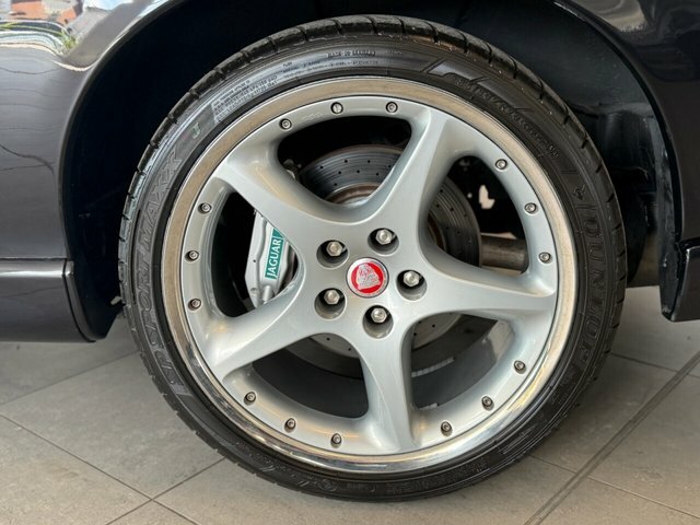 Jaguar XK8 4.2 2dr Red #16