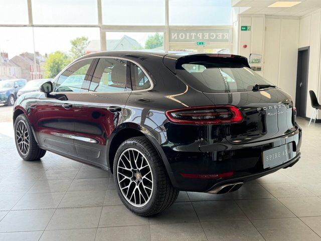 Porsche Macan V6 Turbo Suv Black #3