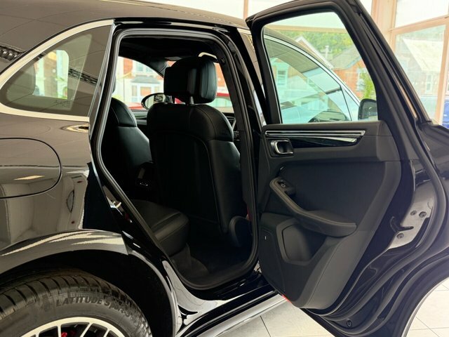 Porsche Macan 3.0L D S Pdk Sport Design Package Pan Roof Pasm E Grey #23
