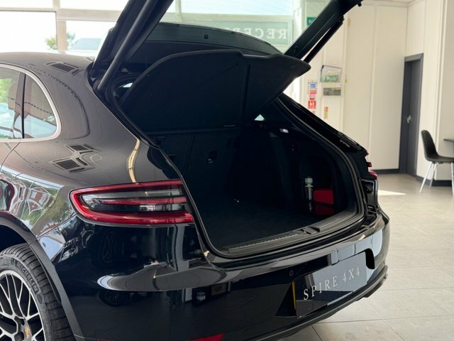 Porsche Macan 3.0L D S Pdk Sport Design Package Pan Roof Pasm E Grey #13