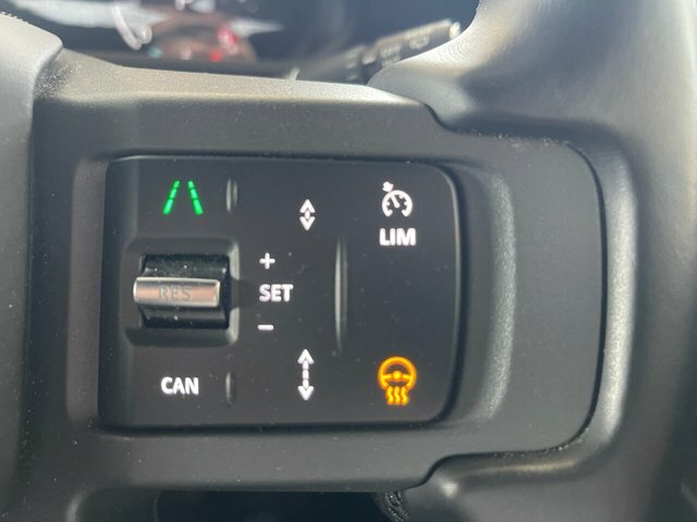 Land Rover Defender 110 D250 X-dynamic Se White #29