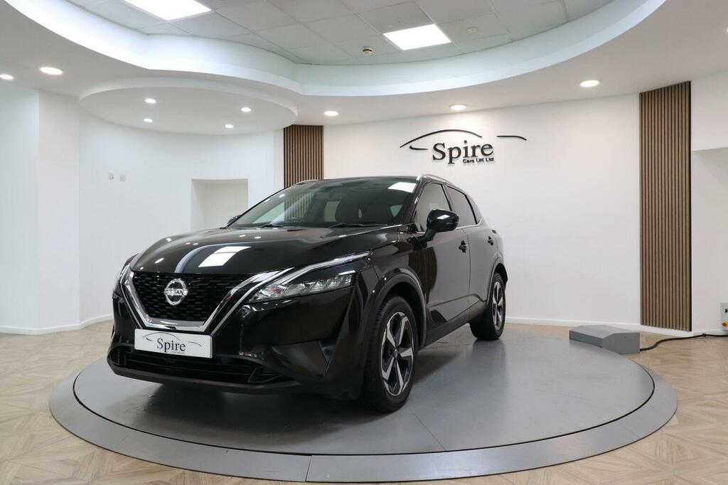 Nissan Qashqai Suv 1.3 Dig-t Mhev N-connecta Xtron Euro 6 Ss 5 DV22XWC Black