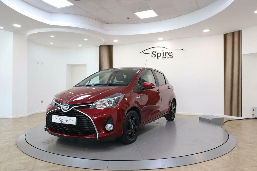 Toyota Yaris 1.5 Vvt-h Icon E-cvt Euro 6 Ss Red