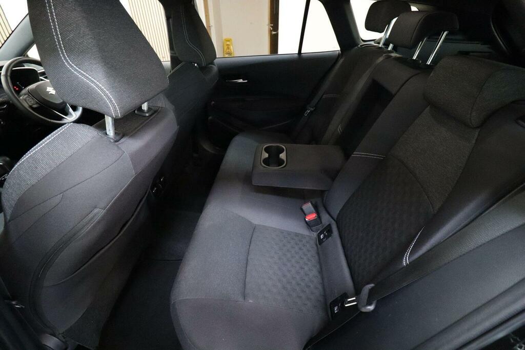 Suzuki Swace 1.8 Hybrid Ultra Cvt Silver #12