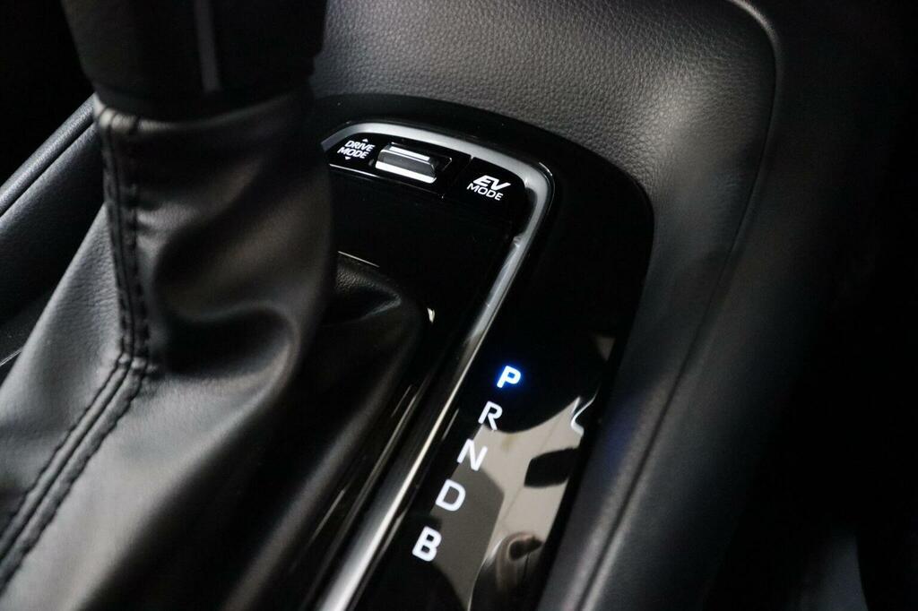 Suzuki Swace 1.8 Hybrid Ultra Cvt Silver #22