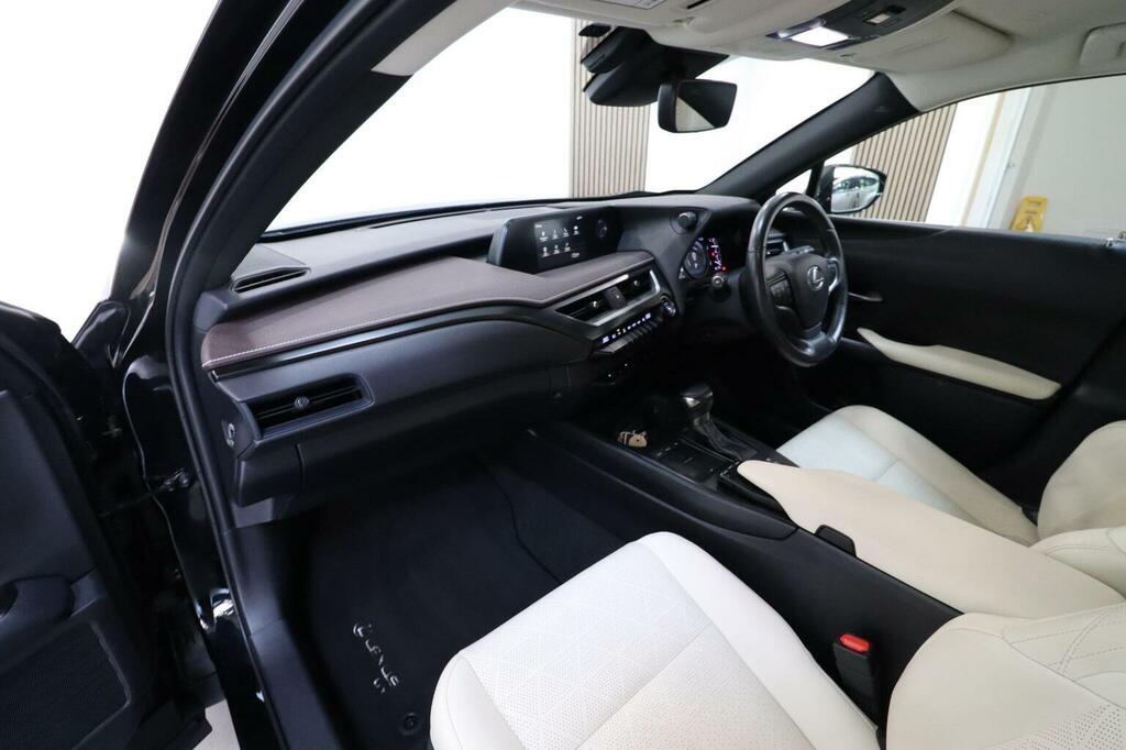 Lexus UX Ux 250H F Sport 4X2 Cvt Grey #9