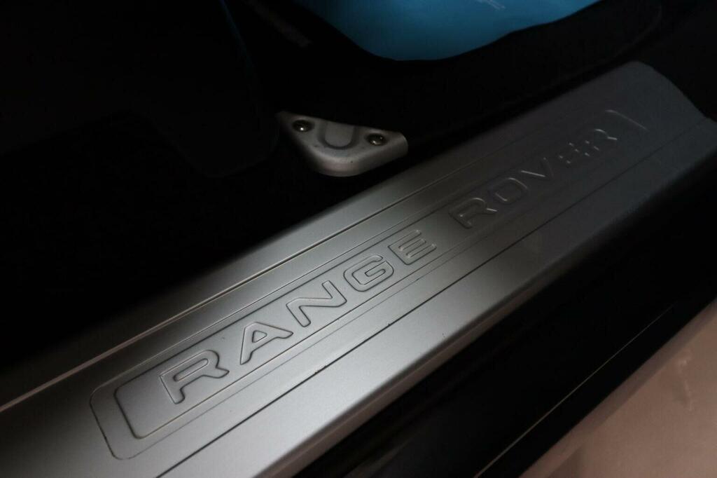 Land Rover Range Rover V8 Dynamic Black #19