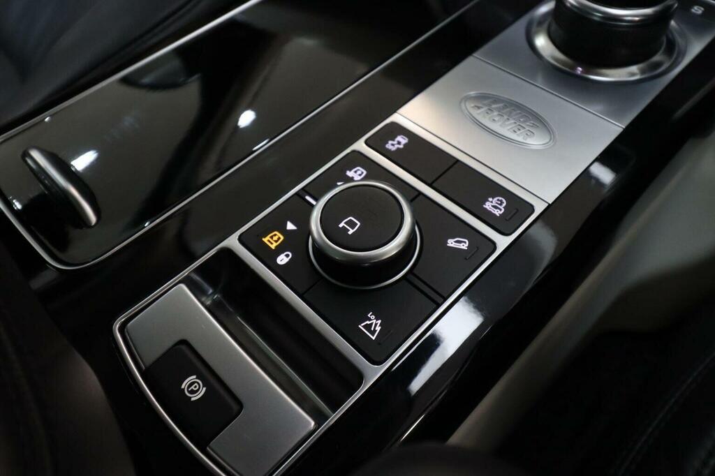 Land Rover Range Rover V8 Dynamic Black #20