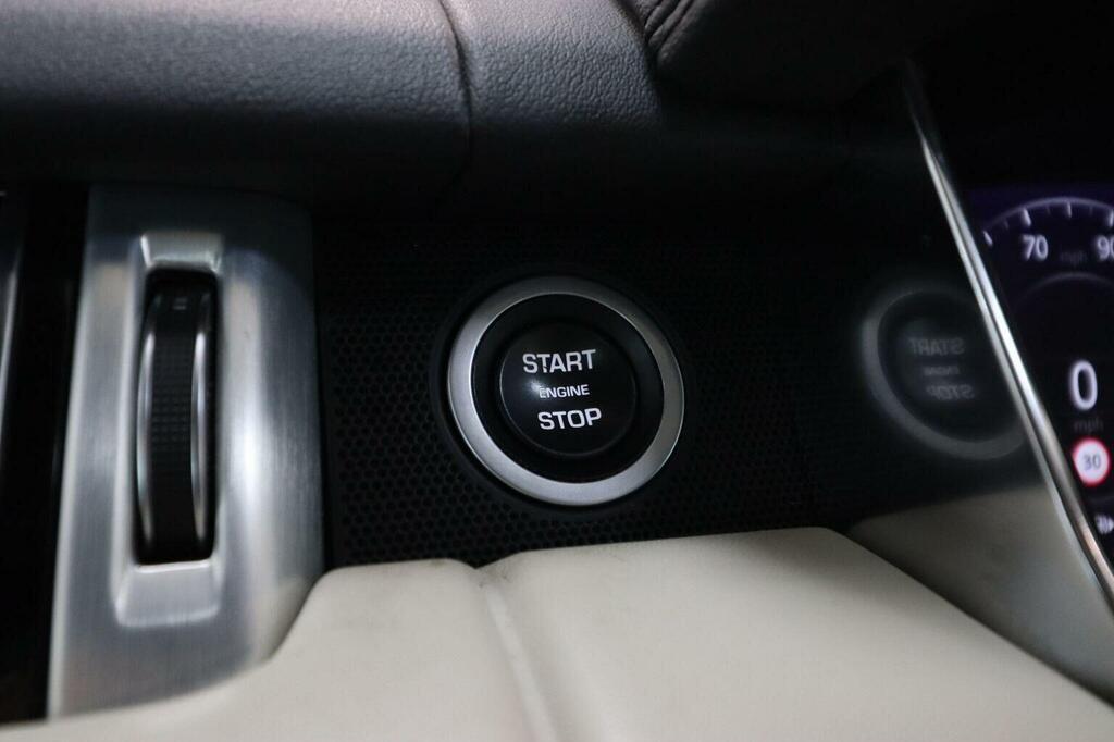 Land Rover Range Rover V8 Dynamic Black #29