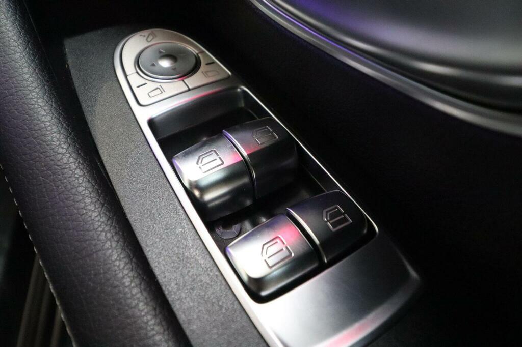 Mercedes-Benz E Class E220d Amg Line 9G-tronic Black #14