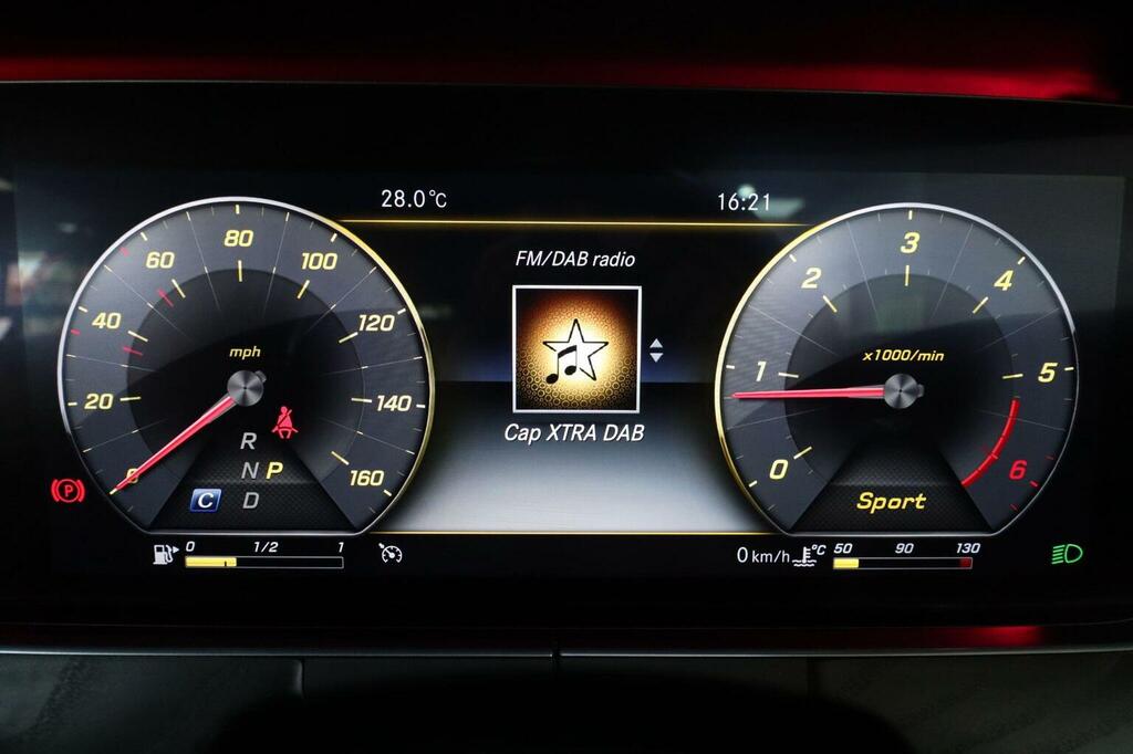 Mercedes-Benz E Class E220d Amg Line 9G-tronic Black #35