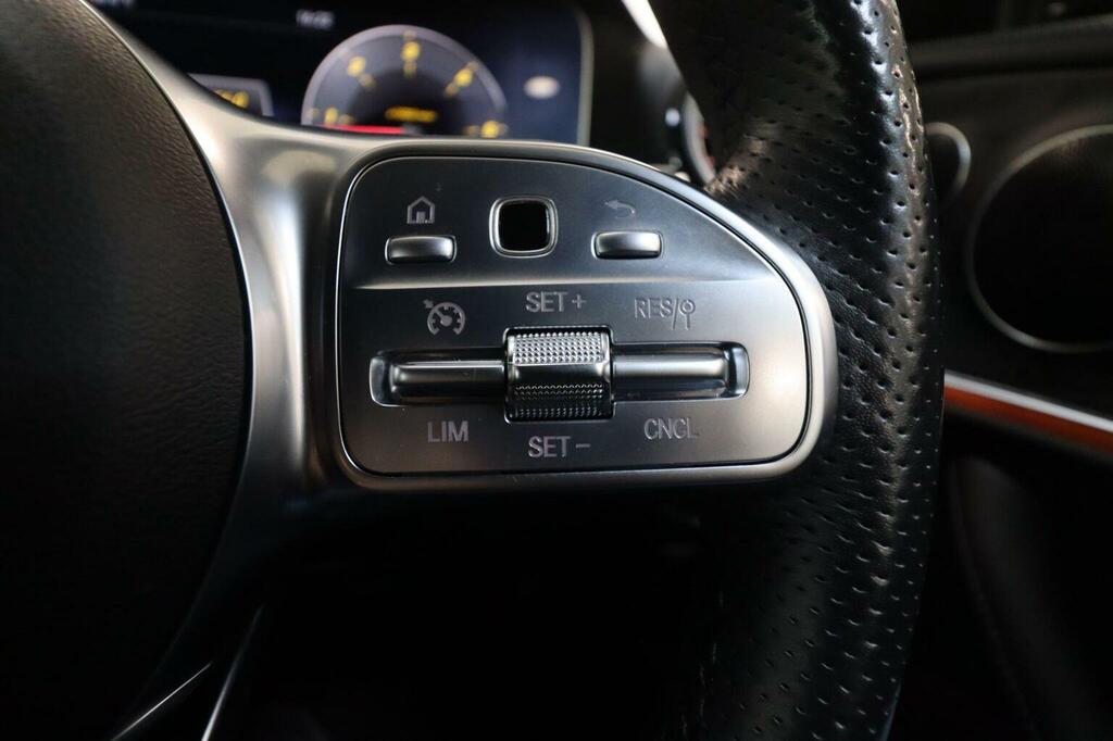 Mercedes-Benz E Class E220d Amg Line 9G-tronic Black #39