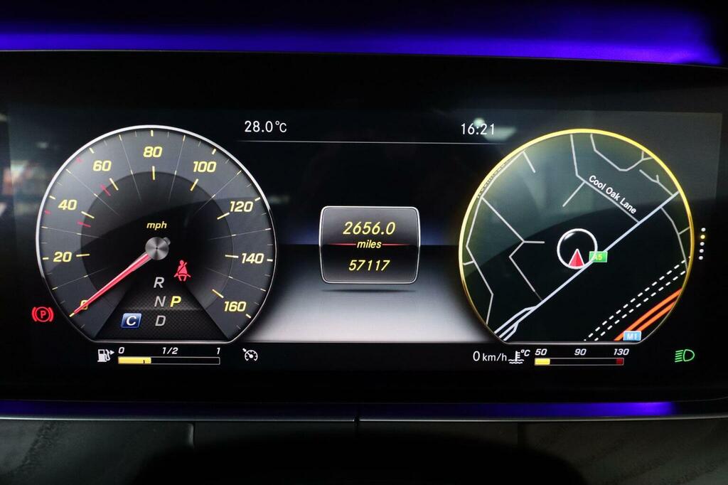 Mercedes-Benz E Class E220d Amg Line 9G-tronic Black #32