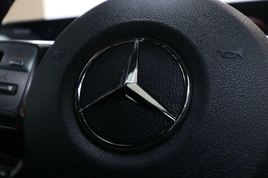 Mercedes-Benz EQC Suv Black #45