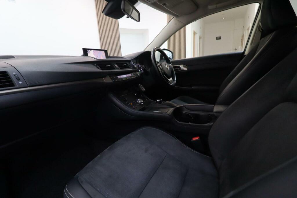 Lexus CT 1.8 200H Premier Cvt Euro 6 Ss Silver #9