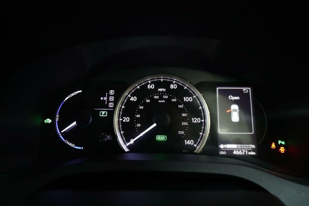 Lexus CT 1.8 200H Premier Cvt Euro 6 Ss Silver #34