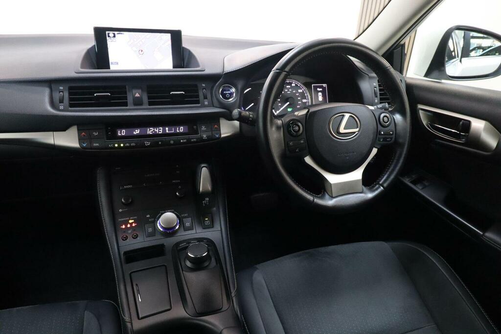 Lexus CT 1.8 200H Premier Cvt Euro 6 Ss Silver #45